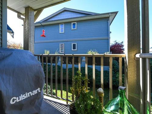 4-2475 Mansfield Dr, Courtenay, BC - Outdoor With Exterior