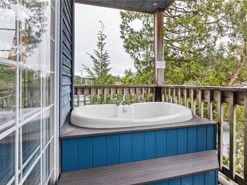 809-1971 Harbour Dr, Ucluelet, BC - Outdoor With Exterior