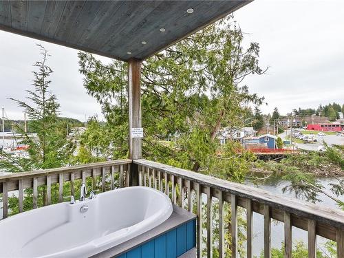 809-1971 Harbour Dr, Ucluelet, BC - Outdoor With Balcony With Exterior