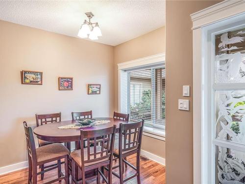 7-161 Shelly Rd, Parksville, BC - Indoor Photo Showing Dining Room