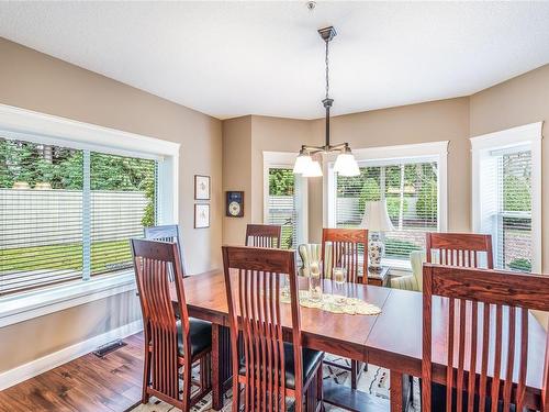 7-161 Shelly Rd, Parksville, BC - Indoor Photo Showing Dining Room