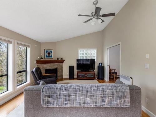 711 Clayton Rd, North Saanich, BC - Indoor Photo Showing Living Room With Fireplace