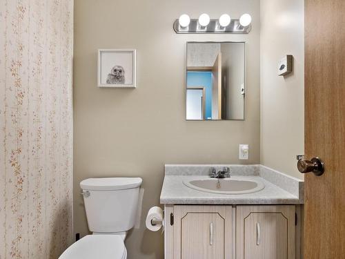 302-788 Castle Crag Cres, Courtenay, BC - Indoor Photo Showing Bathroom