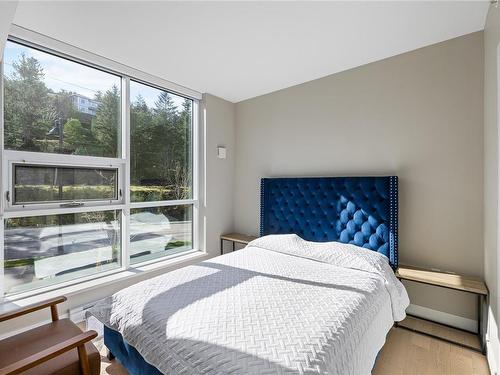 207-3529 Dolphin Dr, Nanoose Bay, BC - Indoor Photo Showing Bedroom