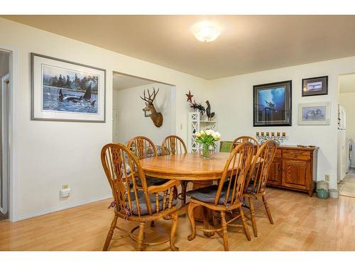 454 Pottery Road, Vernon, BC - Indoor Photo Showing Dining Room
