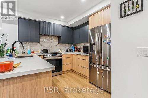 1059 Briar Hill Ave, Toronto, ON - Indoor Photo Showing Kitchen With Upgraded Kitchen