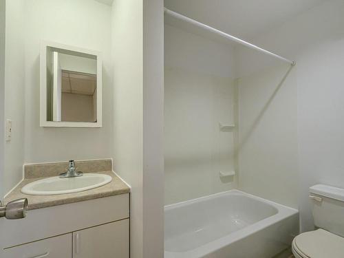 Logement - 5535  - 5555 Av. Albanie, Brossard, QC - Indoor Photo Showing Bathroom