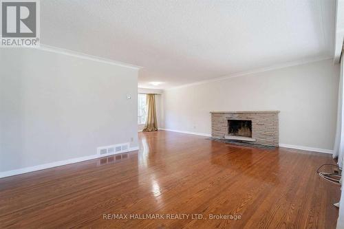 1346 Mississauga Rd, Mississauga, ON - Indoor Photo Showing Living Room With Fireplace