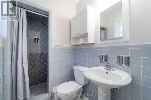 1346 Mississauga Rd, Mississauga, ON - Indoor Photo Showing Bathroom