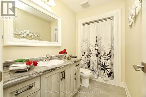 869 Burwell Rd, Fort Erie, ON - Indoor Photo Showing Bathroom
