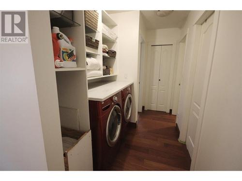 233 Dogwood Avenue, Kaleden, BC - Indoor Photo Showing Laundry Room