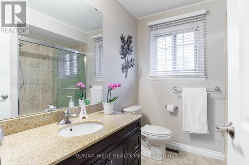 4166 Garrowhill Trail, Mississauga, ON - Indoor Photo Showing Bathroom
