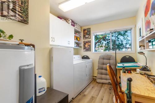 2052 Atkinson Street, Penticton, BC - Indoor Photo Showing Laundry Room