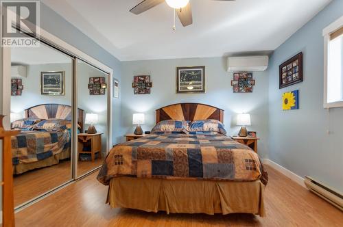2052 Atkinson Street, Penticton, BC - Indoor Photo Showing Bedroom