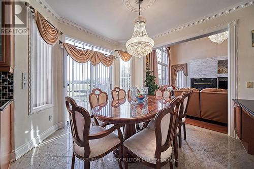 47 Vineyard Ave, Whitby, ON - Indoor Photo Showing Dining Room