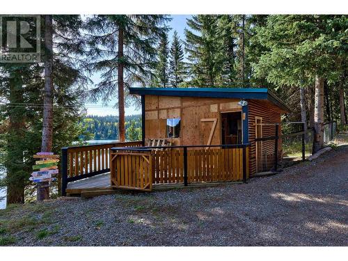 8196 N Bridge Lake Road, Bridge Lake, BC 