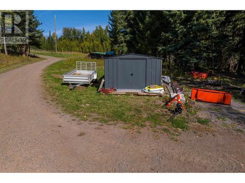 8196 N Bridge Lake Road, Bridge Lake, BC 