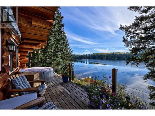 8196 N Bridge Lake Road, Bridge Lake, BC 