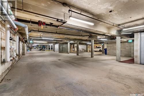 300 1821 Scarth Street, Regina, SK - Indoor Photo Showing Garage
