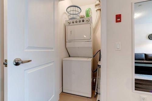 95 Wilson Street W|Unit #204, Ancaster, ON - Indoor Photo Showing Laundry Room