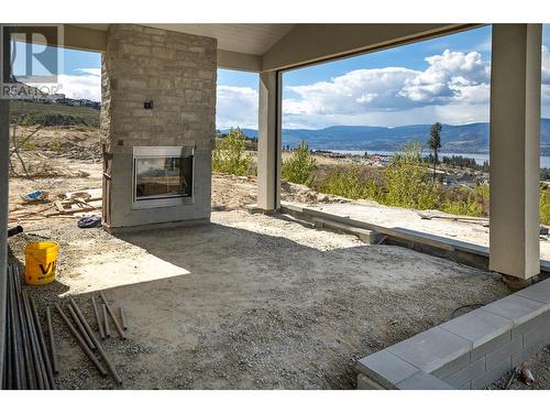 1440 Hill Spring Place, Kelowna, BC - Indoor Photo Showing Gym Room