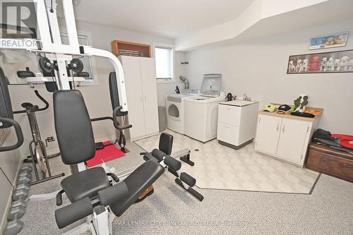 255 Miller Rd, Dutton/Dunwich, ON - Indoor Photo Showing Laundry Room