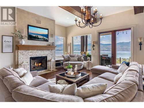 3211 Pinot Noir Place, West Kelowna, BC - Indoor Photo Showing Living Room With Fireplace