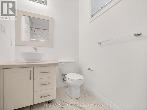 #9A -164 Heiman St, Kitchener, ON - Indoor Photo Showing Bathroom