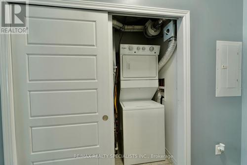 33A - 1430 Highland Road W, Kitchener, ON - Indoor Photo Showing Laundry Room