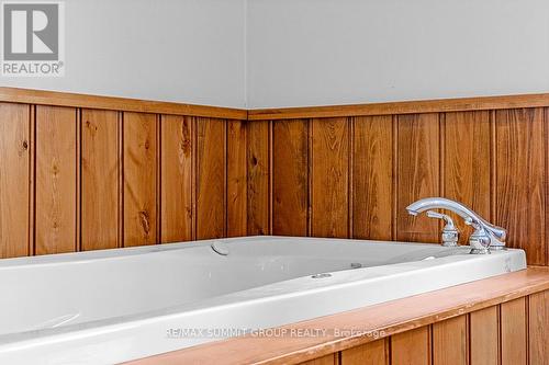123 Inglis Drive, Grey Highlands, ON - Indoor Photo Showing Bedroom