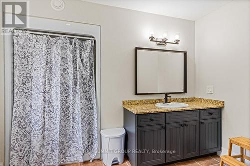123 Inglis Drive, Grey Highlands, ON - Indoor Photo Showing Bathroom