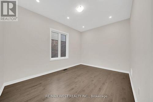 10 Mears Road, Brant, ON - Indoor Photo Showing Other Room