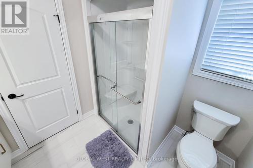 14 Bowman Crescent N, Thorold, ON - Indoor Photo Showing Bathroom