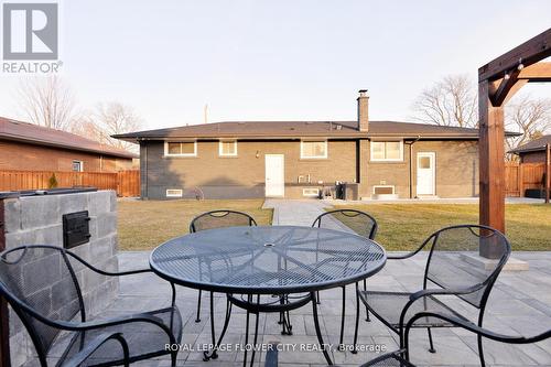 15 Andres Street, Niagara-On-The-Lake, ON - Outdoor With Exterior