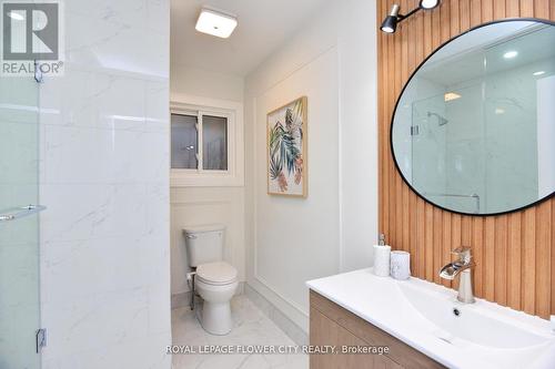 15 Andres Street, Niagara-On-The-Lake, ON - Indoor Photo Showing Bathroom