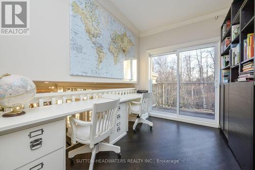 30 Cedar Drive, Caledon, ON - Indoor Photo Showing Kitchen With Upgraded Kitchen