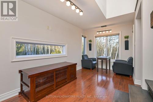 30 Cedar Drive, Caledon, ON - Indoor Photo Showing Other Room