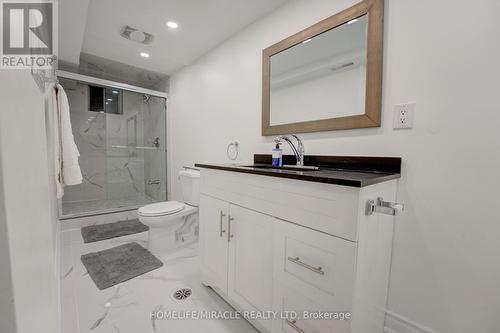 71 Kingsview Blvd, Toronto, ON - Indoor Photo Showing Bathroom