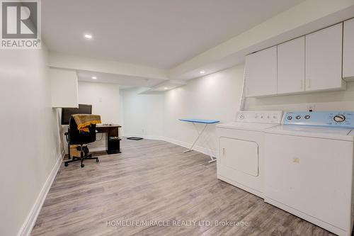 71 Kingsview Blvd, Toronto, ON - Indoor Photo Showing Laundry Room
