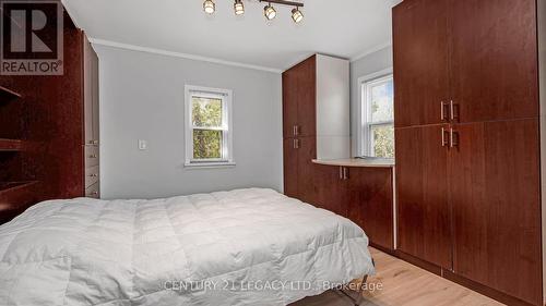 2842 Forks Of The Credit Road, Caledon, ON - Indoor Photo Showing Bedroom