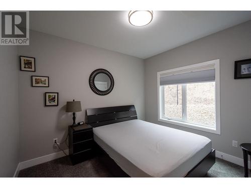 2590 Crown Crest Drive, West Kelowna, BC - Indoor Photo Showing Bedroom