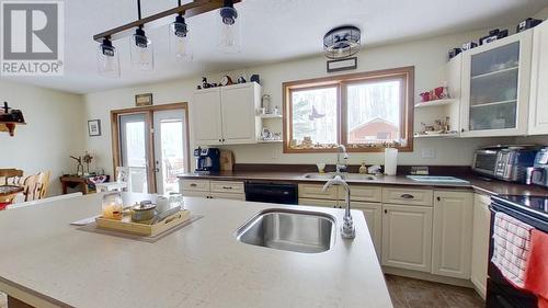 13964 250 Road, Fort St. John, BC - Indoor Photo Showing Kitchen With Double Sink