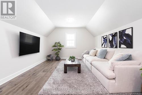 4896 5Th Line, New Tecumseth, ON - Indoor Photo Showing Living Room