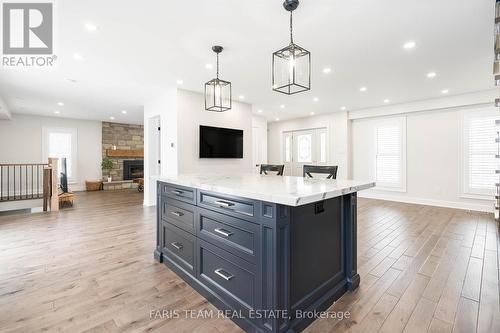 4896 5Th Line, New Tecumseth, ON - Indoor Photo Showing Kitchen With Upgraded Kitchen