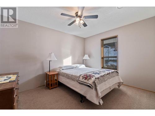 1541 20 Avenue Ne, Salmon Arm, BC - Indoor Photo Showing Bedroom