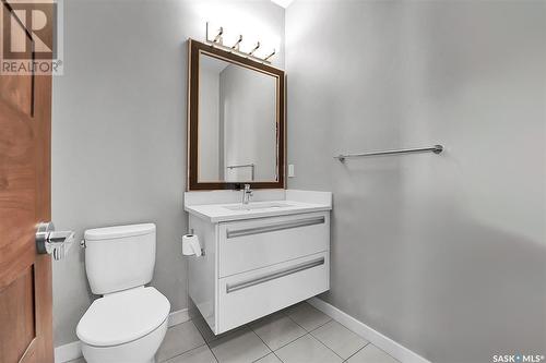 611 Pichler Crescent, Saskatoon, SK - Indoor Photo Showing Bathroom