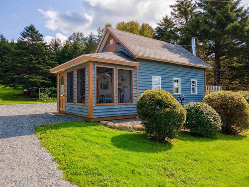 393 Lower Lahave Road, Lower Lahave, NS 