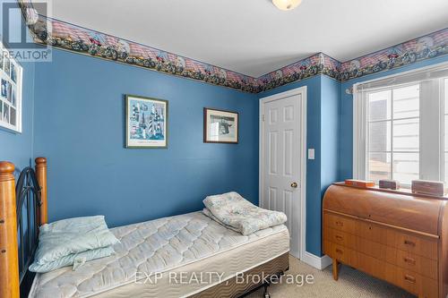 145 Spruce St, Collingwood, ON - Indoor Photo Showing Bedroom