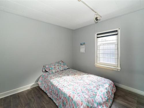 541 Alpha St, Victoria, BC - Indoor Photo Showing Bedroom