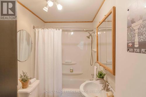 70 Roger'S Cres, South Bruce Peninsula, ON - Indoor Photo Showing Bathroom